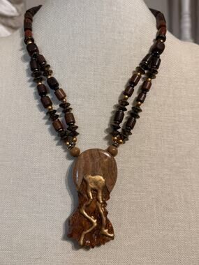 Vintage Carved Wood Tribal Pendant Necklace 20” Boho
